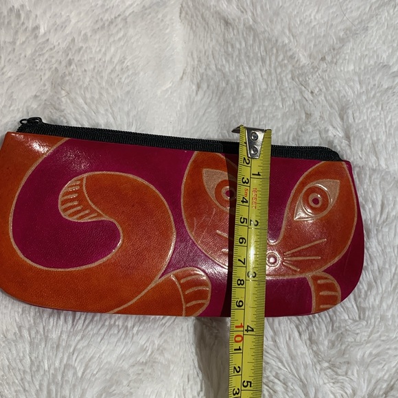 Artisan Leather Cat Wallet - Picture 6 of 6